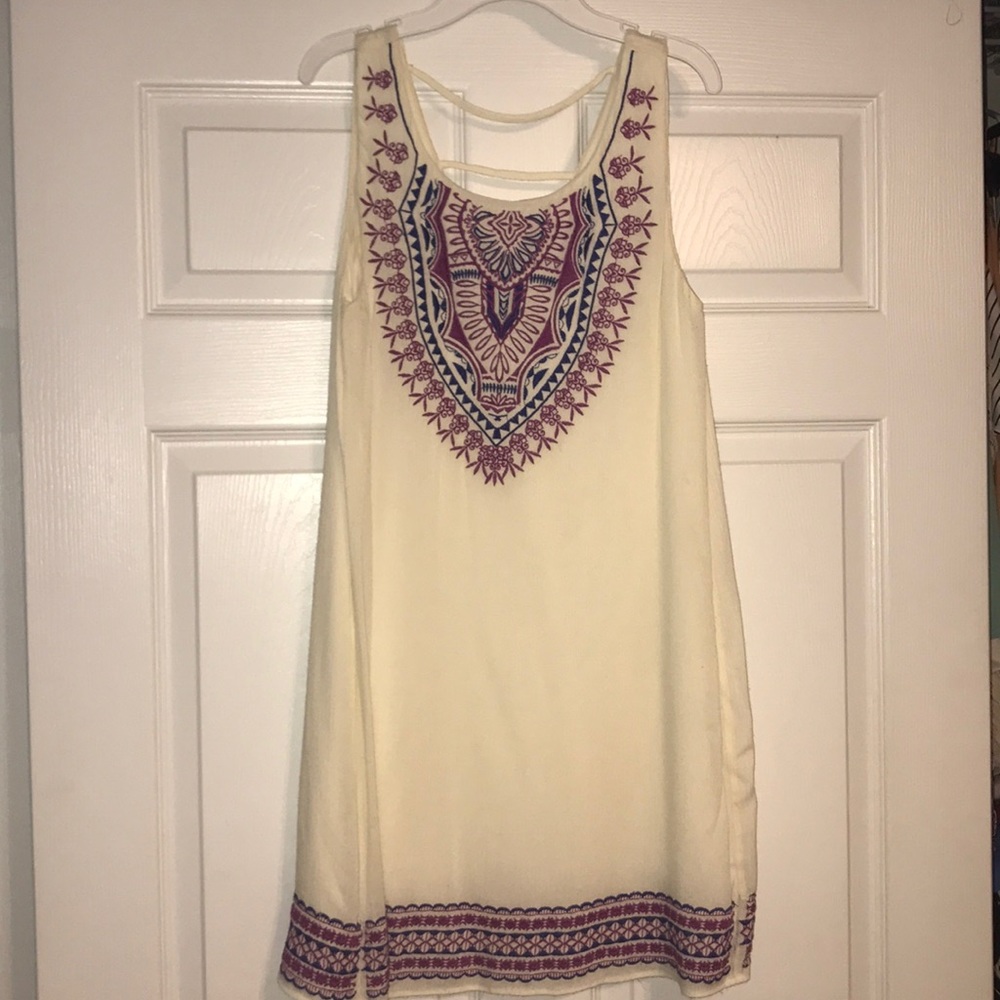 Sleeveless dress